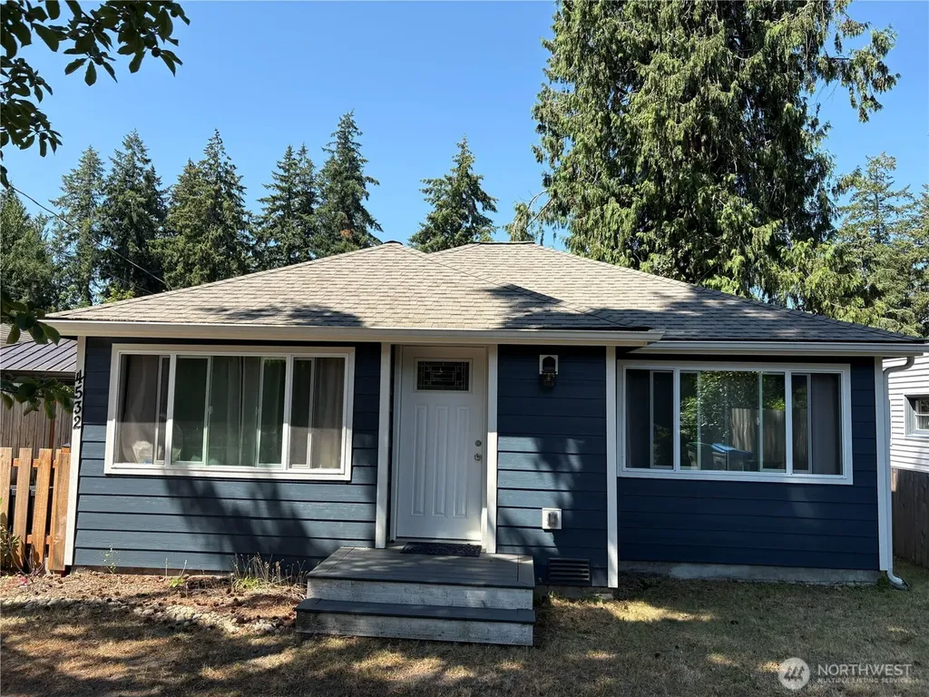 4532 The Cedars Bremerton WA 98312