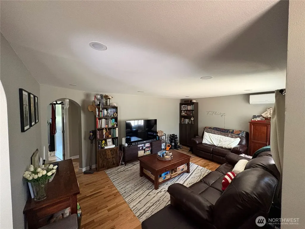 4532 The Cedars Bremerton WA 98312