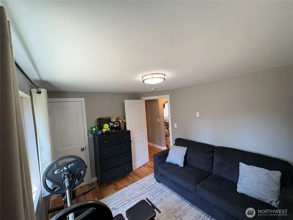 4532 The Cedars Bremerton WA 98312