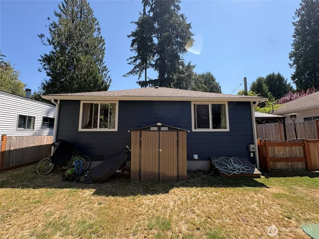 4532 The Cedars Bremerton WA 98312
