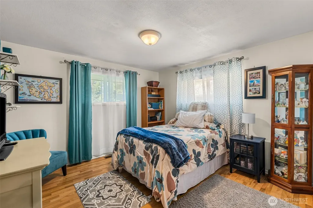 1677 Eastmont Avenue East Wenatchee WA 98802