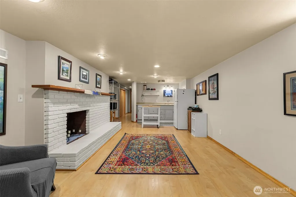 1677 Eastmont Avenue East Wenatchee WA 98802