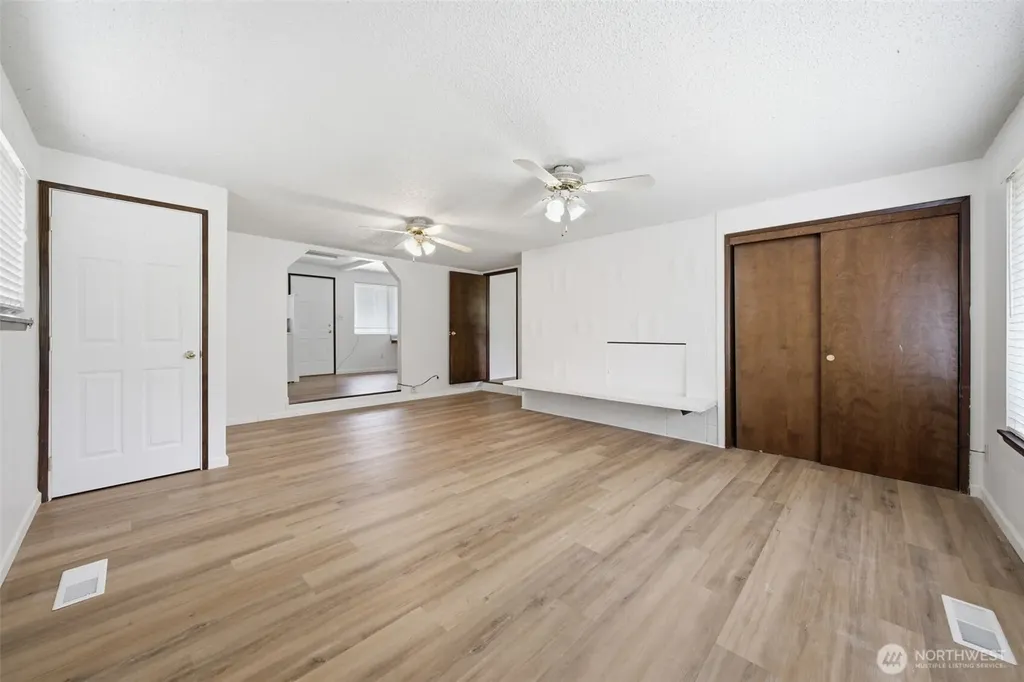 3209 128th St E Tacoma WA 98446