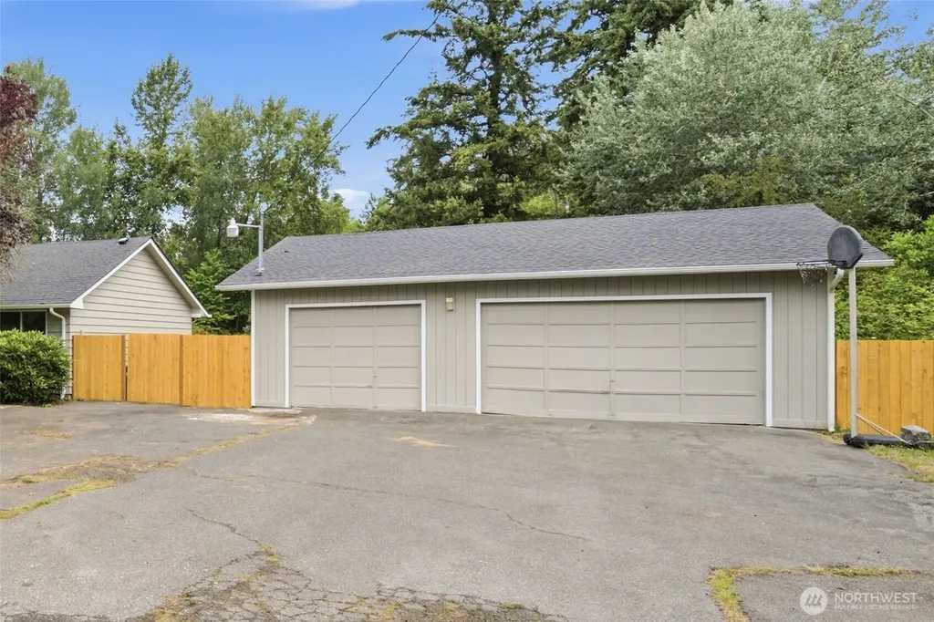 3209 128th St E Tacoma WA 98446