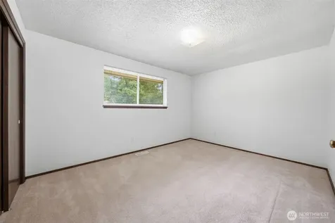 3209 128th St E Tacoma WA 98446