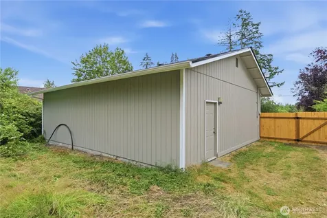 3209 128th St E Tacoma WA 98446