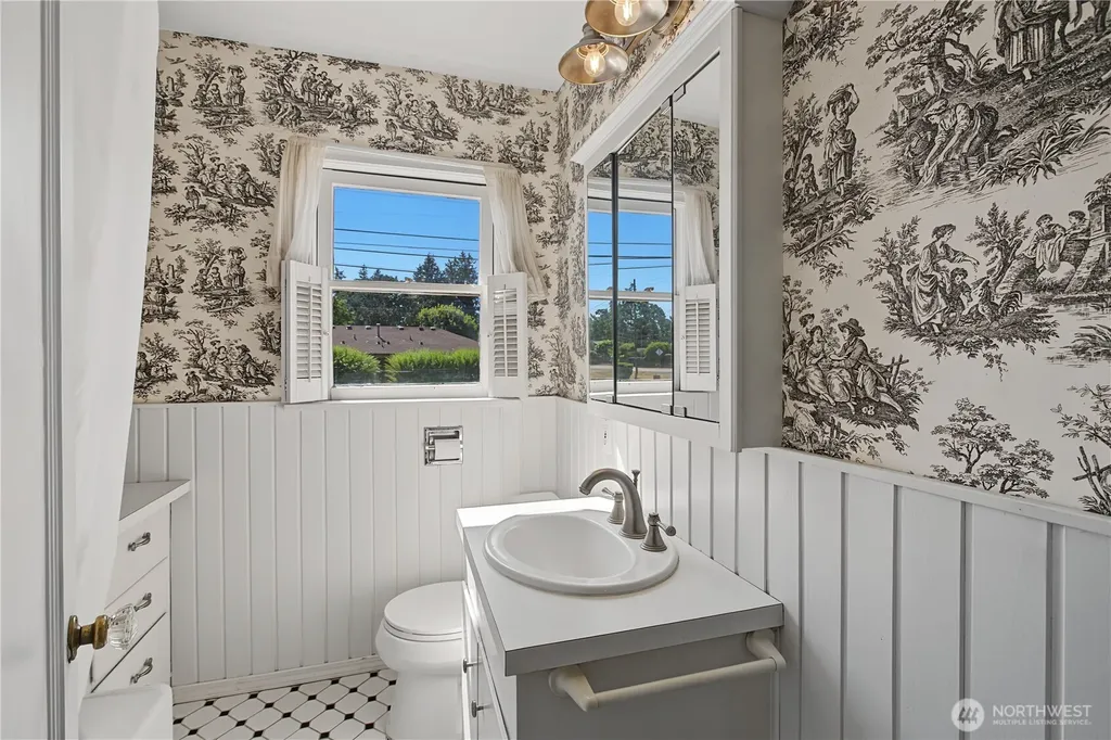 6621 Alfaretta Street SW Lakewood WA 98499