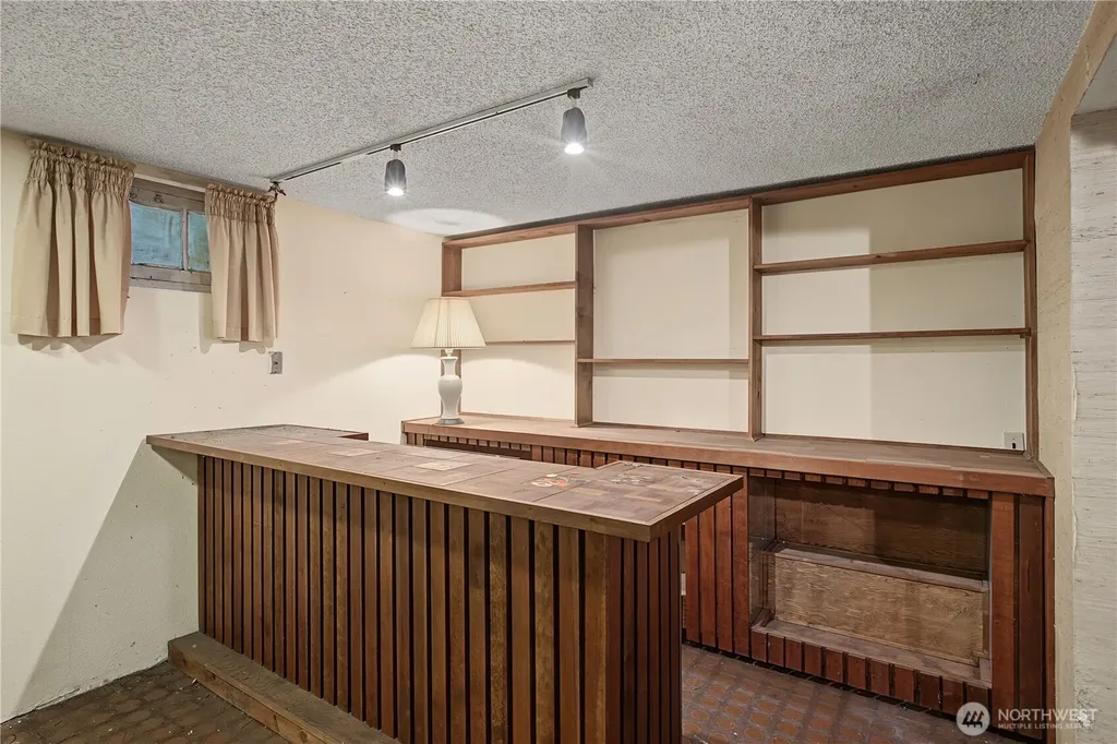 6621 Alfaretta Street SW Lakewood WA 98499
