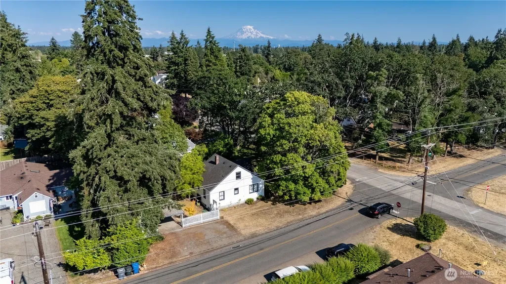 6621 Alfaretta Street SW Lakewood WA 98499