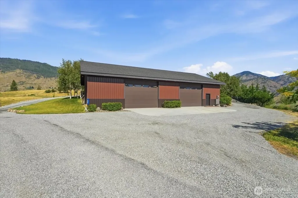 206 Mountain Lake Lane Chelan WA 98816