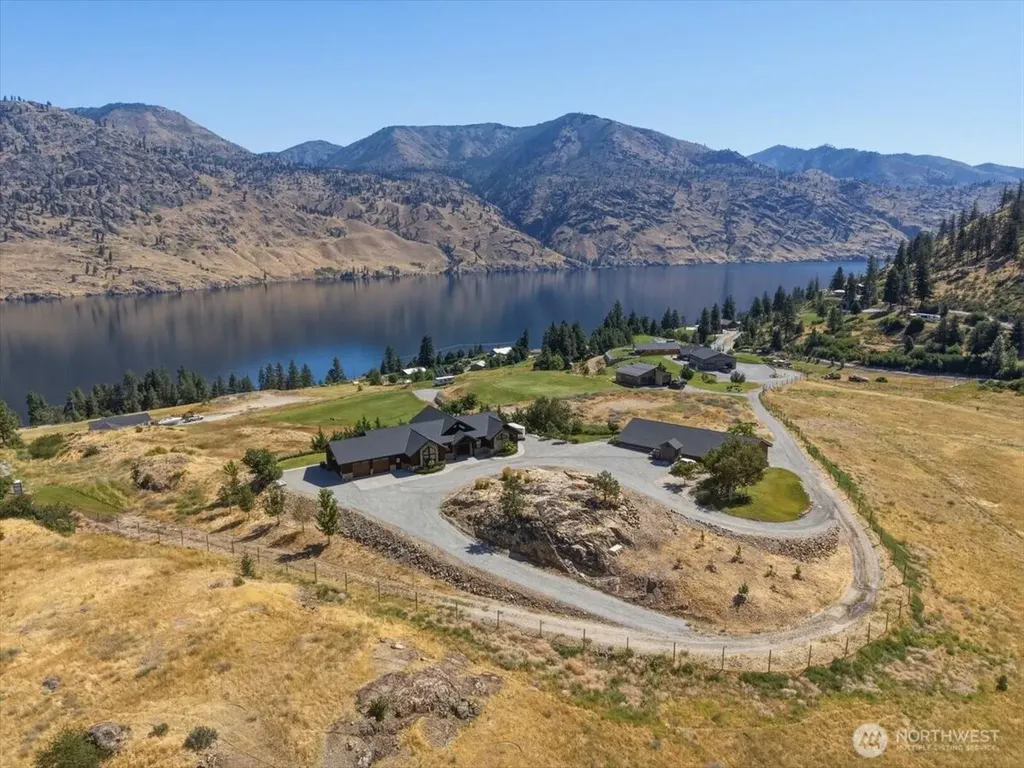 206 Mountain Lake Lane Chelan WA 98816