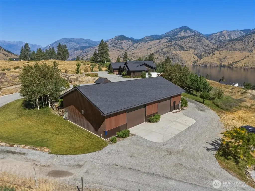 206 Mountain Lake Lane Chelan WA 98816
