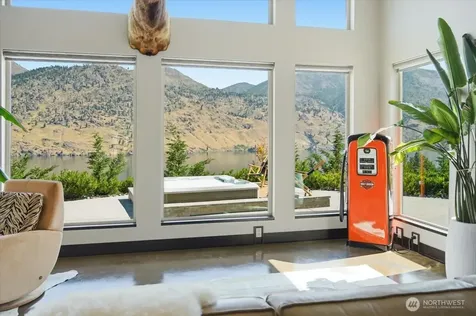 206 Mountain Lake Lane Chelan WA 98816