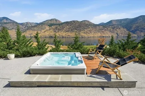 206 Mountain Lake Lane Chelan WA 98816