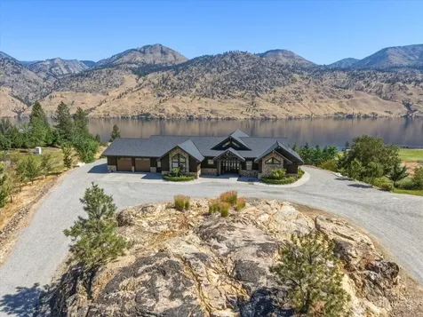 206 Mountain Lake Lane Chelan WA 98816
