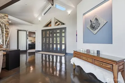 206 Mountain Lake Lane Chelan WA 98816