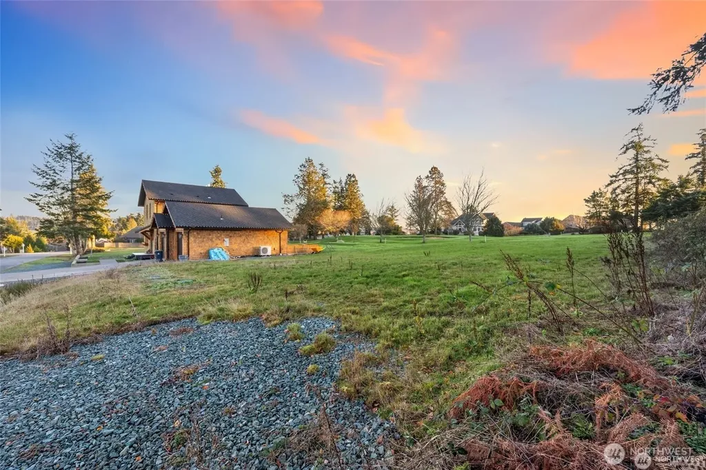 2378 Discovery Place Langley WA 98260