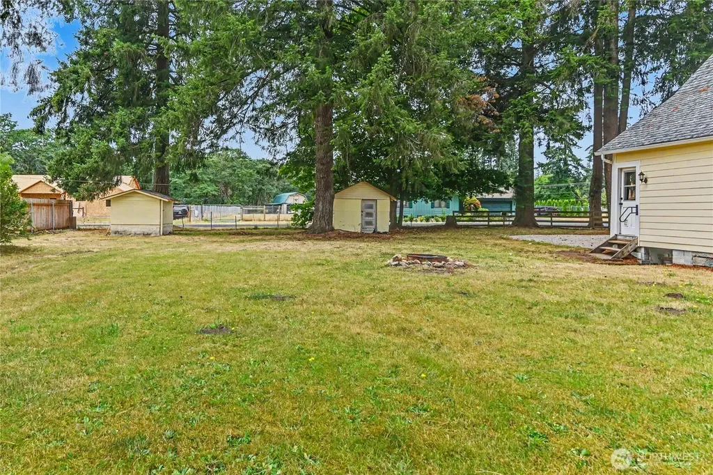 10443 SW 184th Avenue Rochester WA 98579