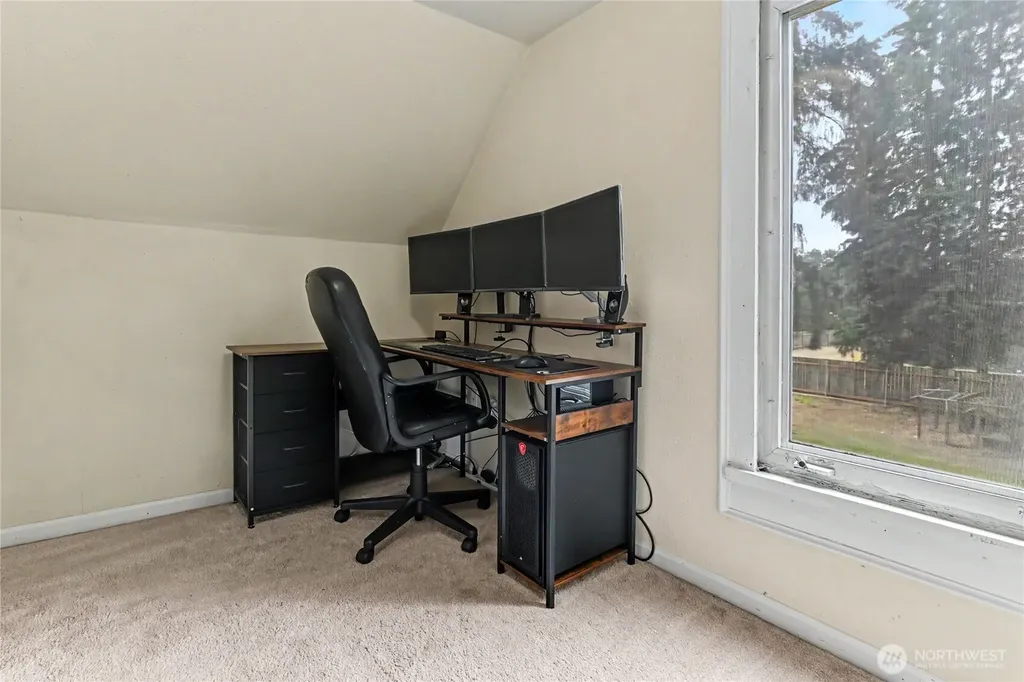 10443 SW 184th Avenue Rochester WA 98579
