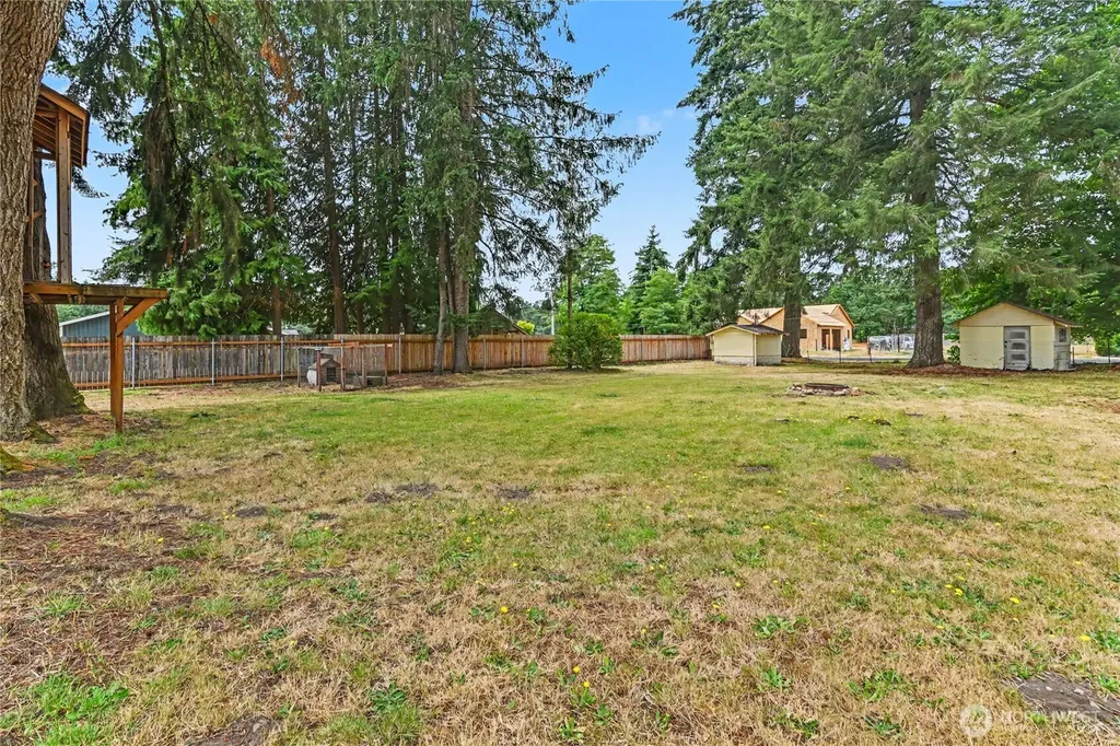 10443 SW 184th Avenue Rochester WA 98579