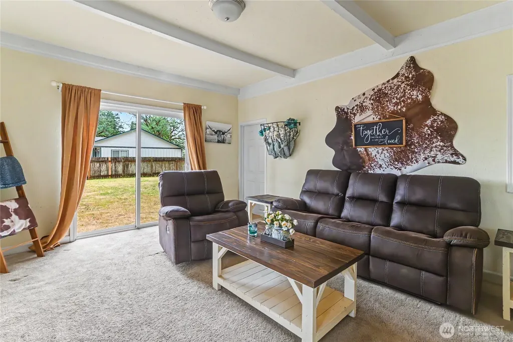 10443 SW 184th Avenue Rochester WA 98579