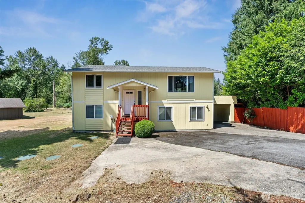 10410 206th Avenue E Sumner WA 98391
