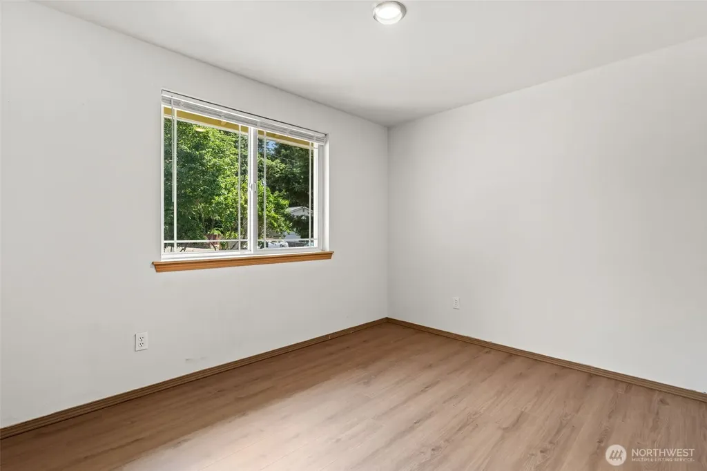 10410 206th Avenue E Sumner WA 98391