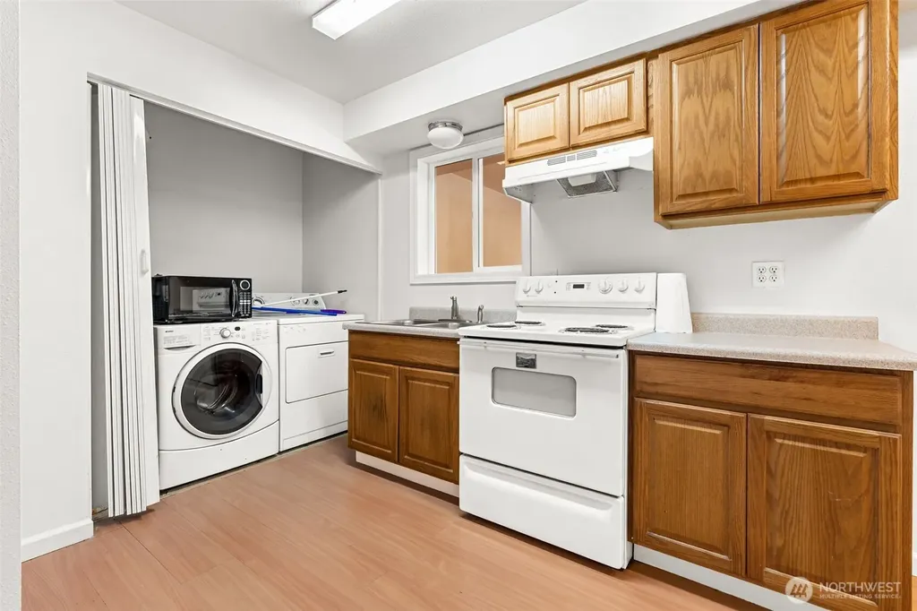 10410 206th Avenue E Sumner WA 98391
