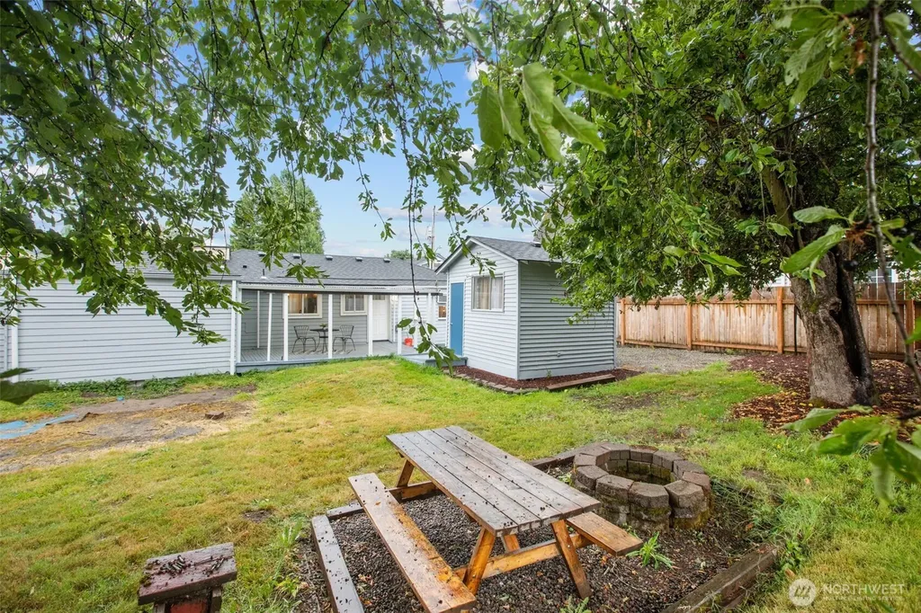 12231 46th Avenue S Tukwila WA 98178