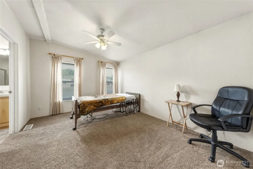 832 SE Scenic View Drive College Place WA 99324