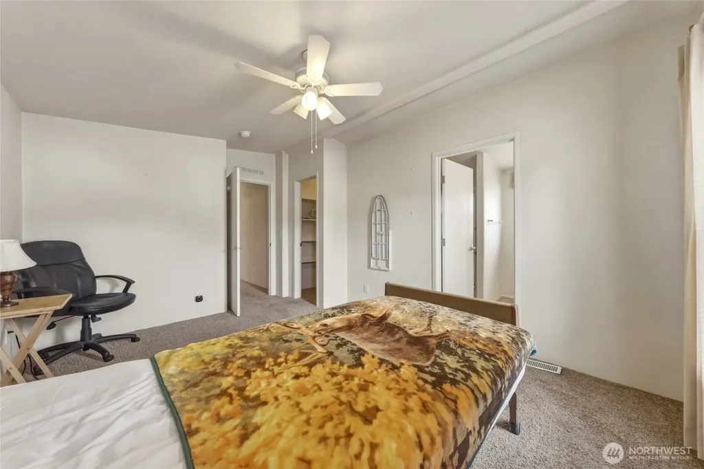 832 SE Scenic View Drive College Place WA 99324