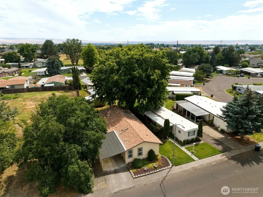 832 SE Scenic View Drive College Place WA 99324