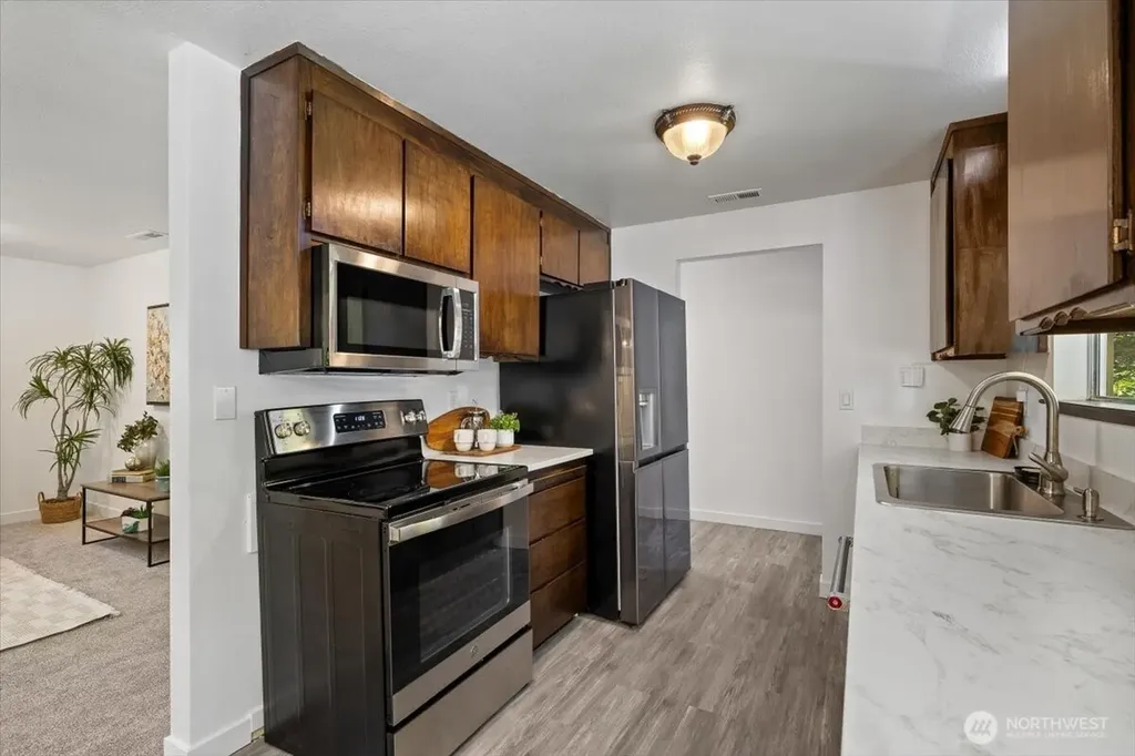 1816 113th Drive SE Lake Stevens WA 98258