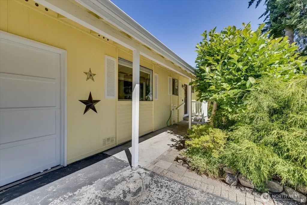 1816 113th Drive SE Lake Stevens WA 98258