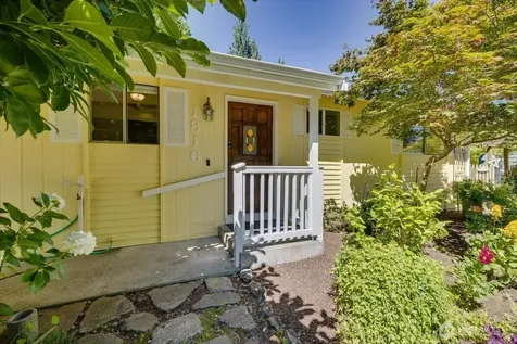 1816 113th Drive SE Lake Stevens WA 98258