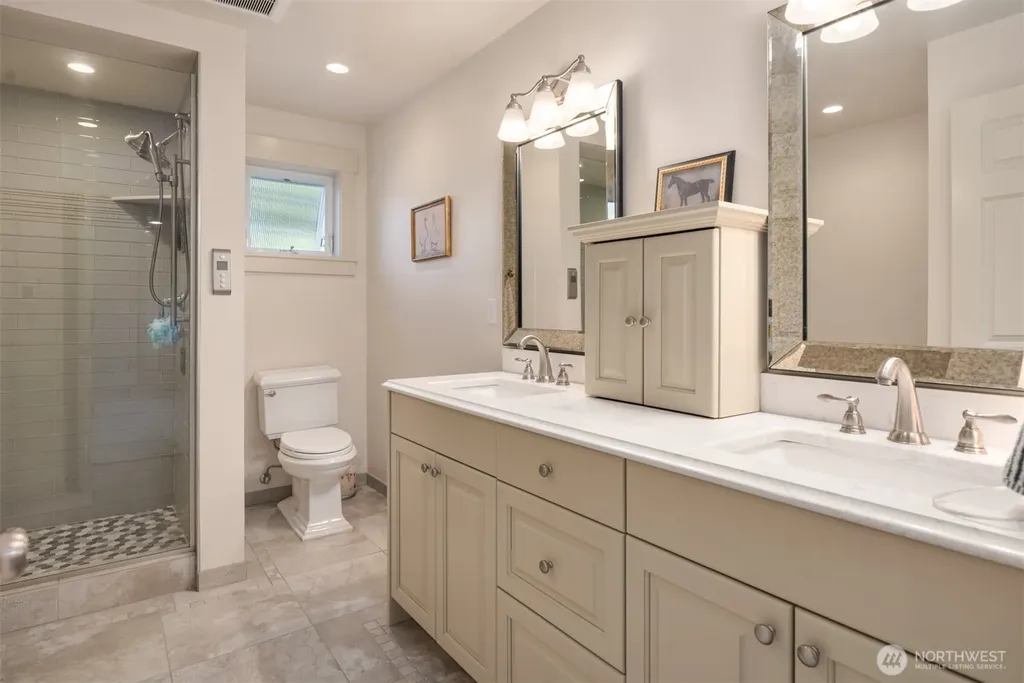 8538 19th Avenue NW Seattle WA 98117