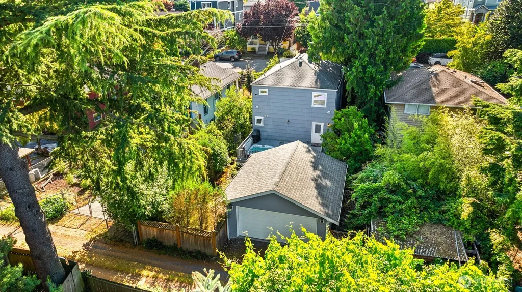 8538 19th Avenue NW Seattle WA 98117