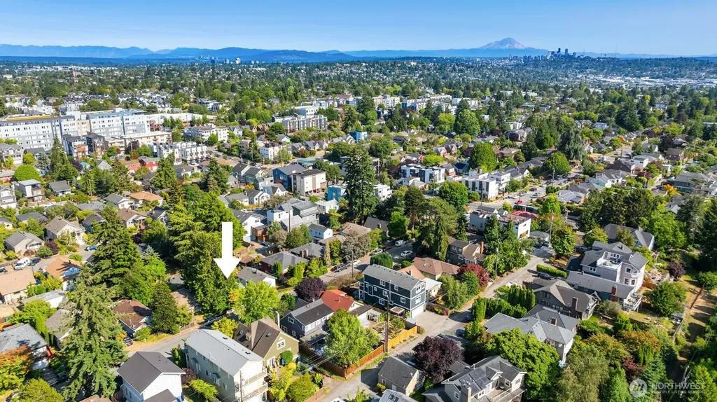 8538 19th Avenue NW Seattle WA 98117