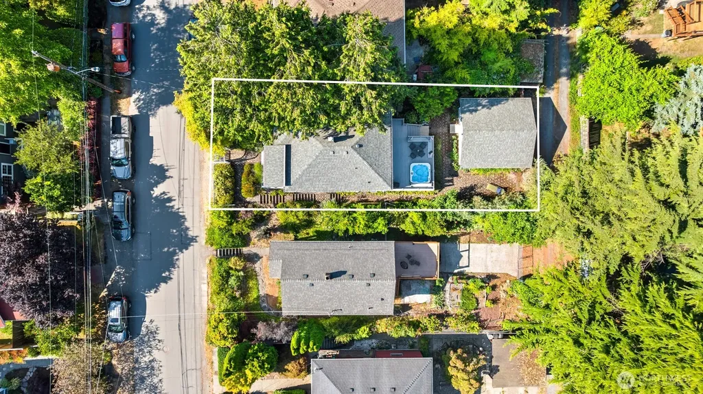 8538 19th Avenue NW Seattle WA 98117