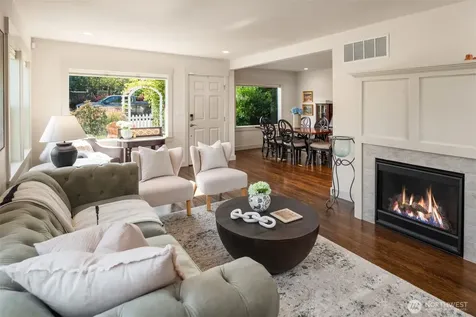 8538 19th Avenue NW Seattle WA 98117