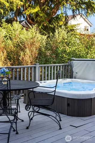 8538 19th Avenue NW Seattle WA 98117