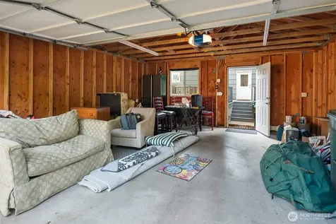 8538 19th Avenue NW Seattle WA 98117