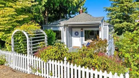 8538 19th Avenue NW Seattle WA 98117