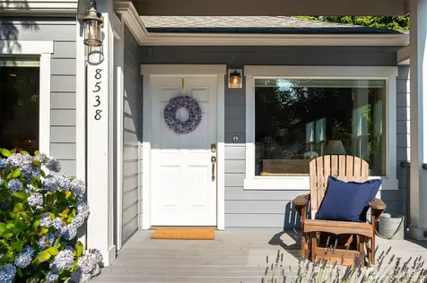 8538 19th Avenue NW Seattle WA 98117