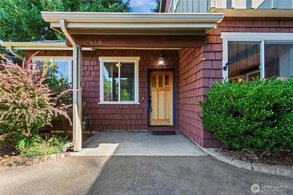 446 North Street SE Olympia WA 98501