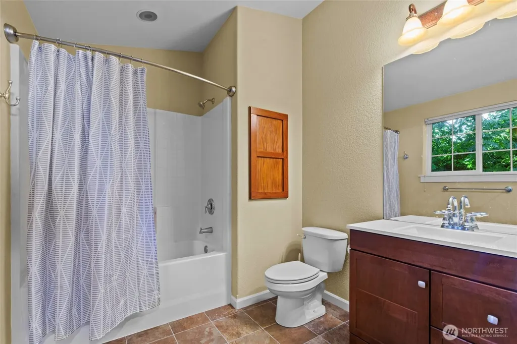446 North Street SE Olympia WA 98501