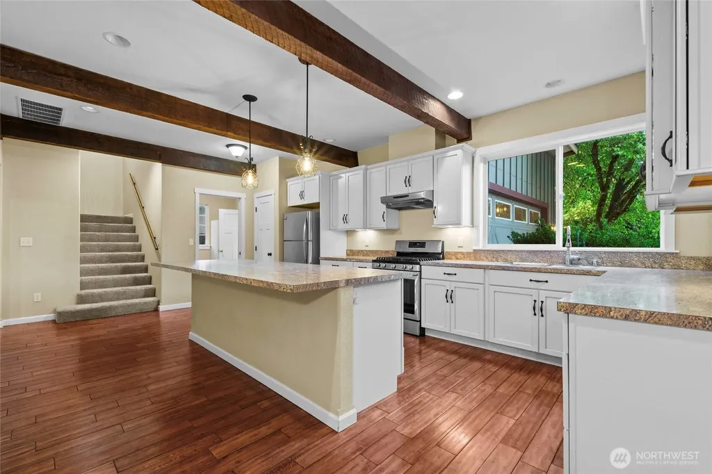 446 North Street SE Olympia WA 98501