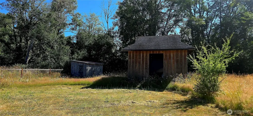 413 Manners Road Rochester WA 98579