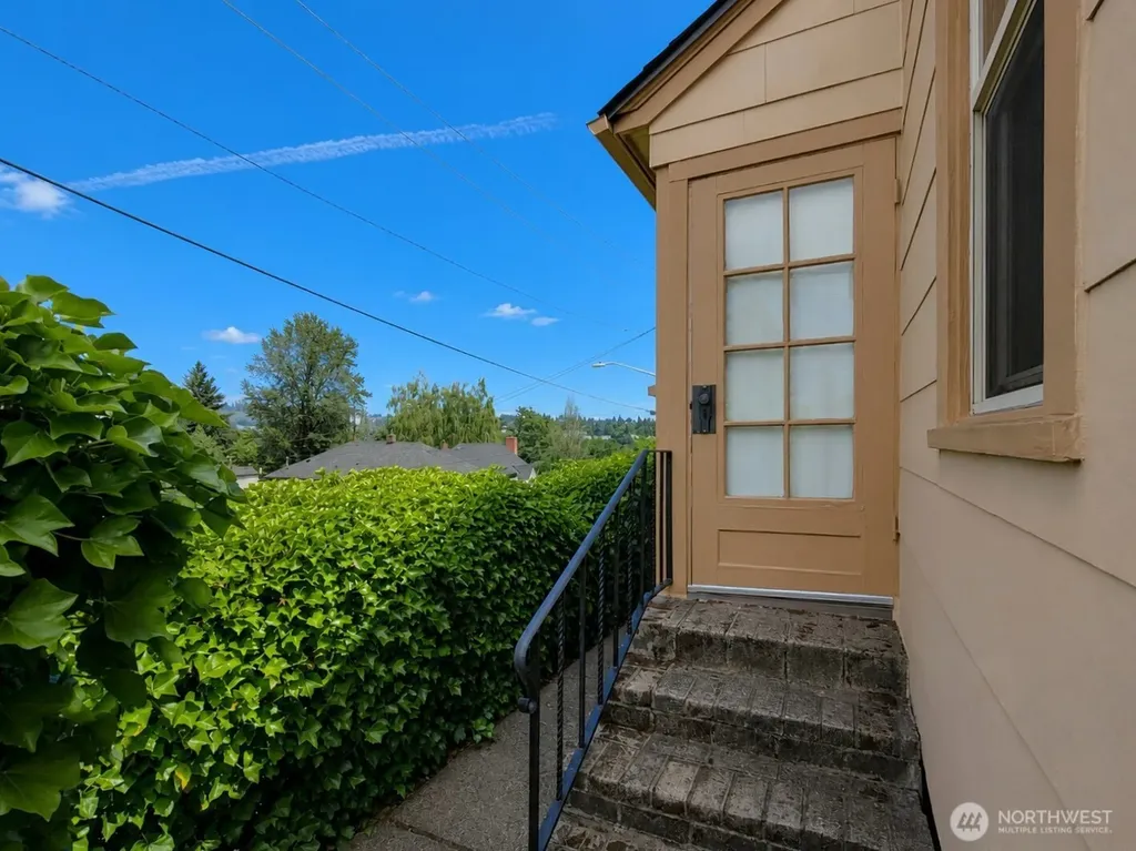 1120 Lincoln Avenue Bremerton WA 98337