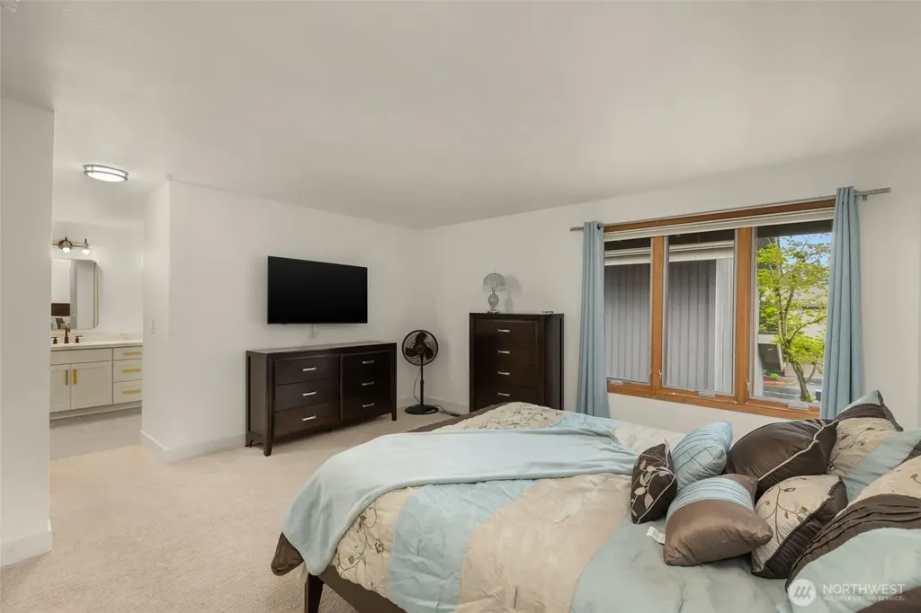 14226 NE 2nd Place Bellevue WA 98007